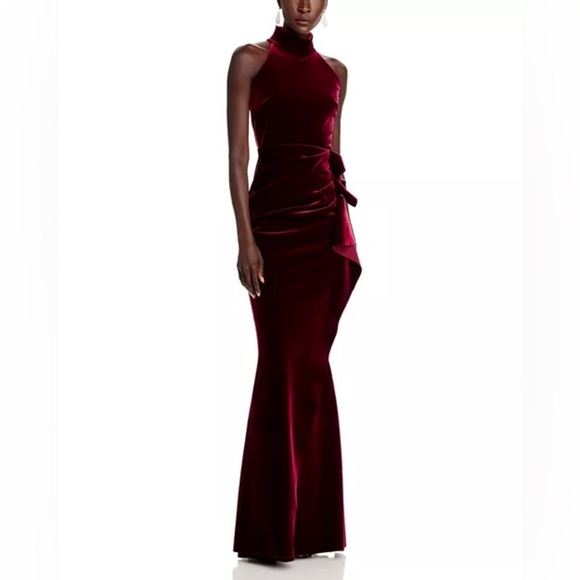 Chiara Boni La Petite Robe
Gudrum Long Velvet Gown.                C - Picture 1 of 10